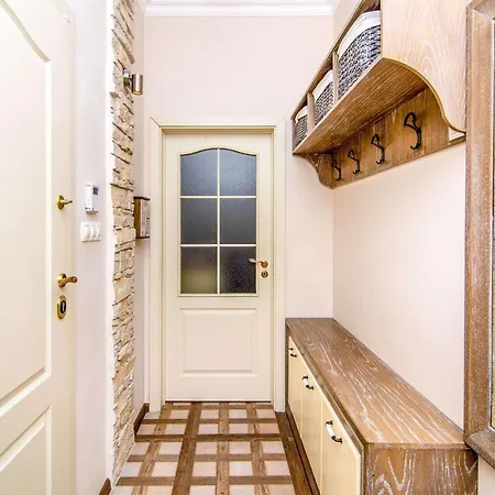 Apartment Central Shabby Chic Flat Close To Paid Parking *